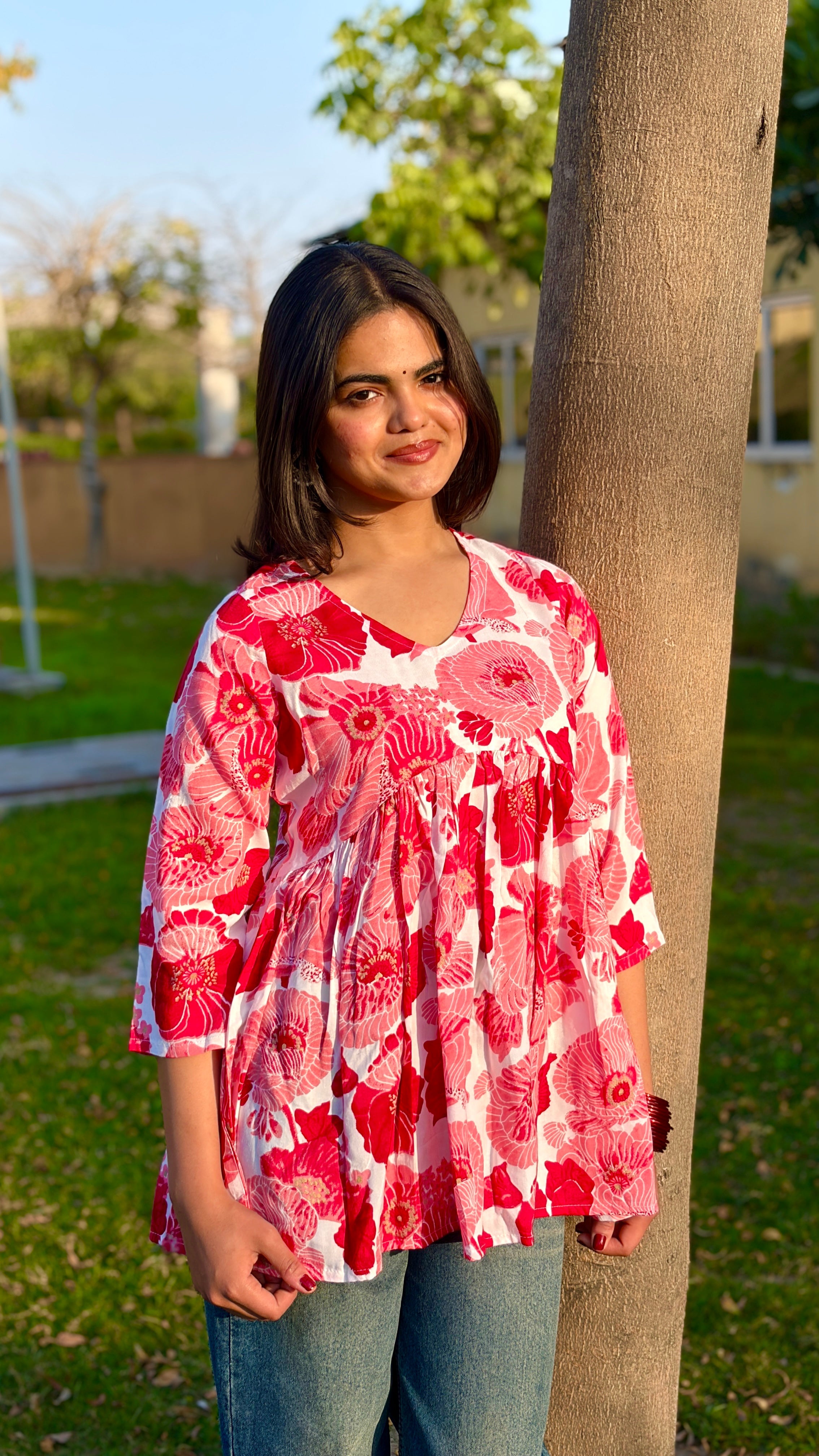 Bloom in Style – Pink Floral Gathered Top – Raysha
