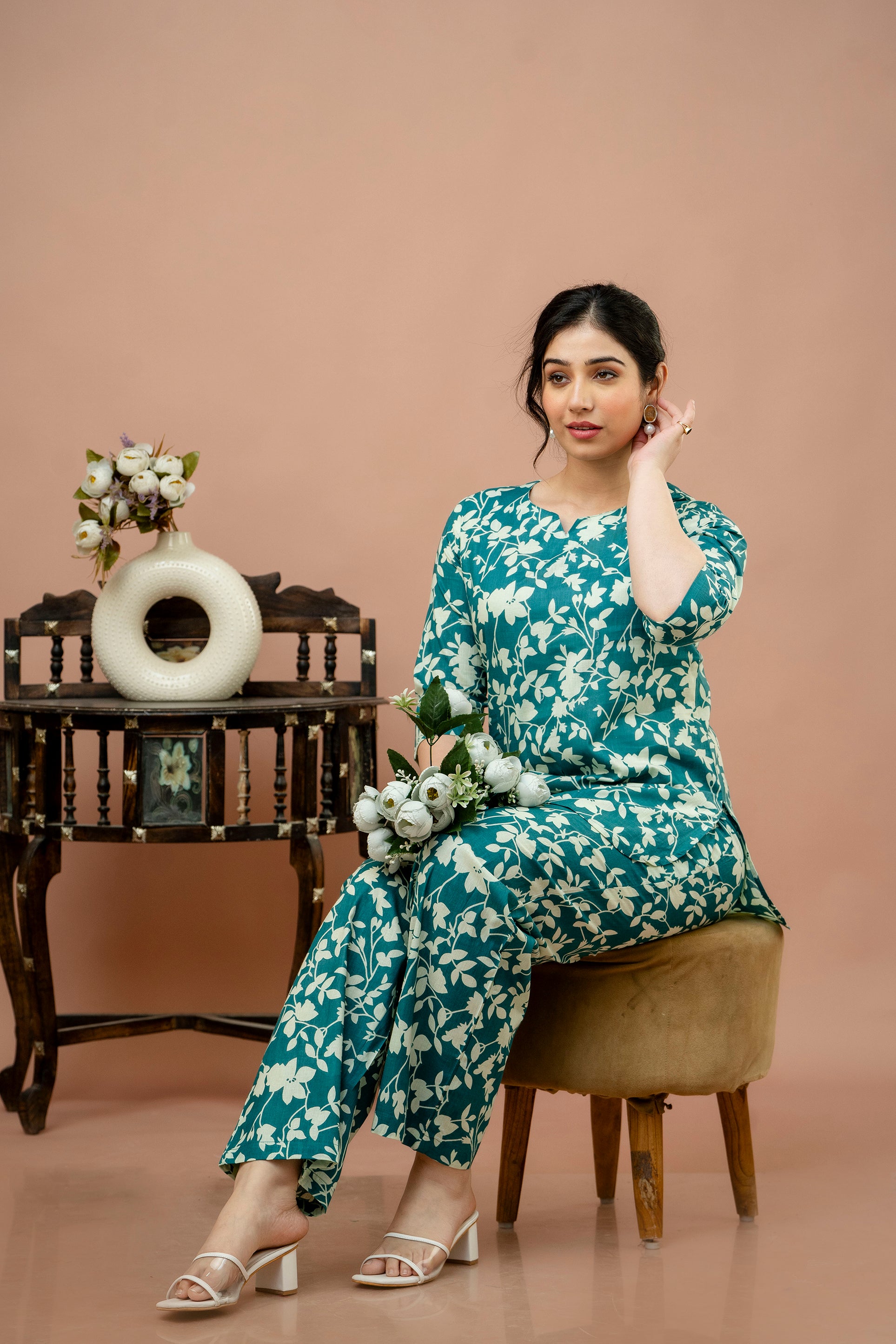 Women Rama Green Floral Printed Co-Ord Set
