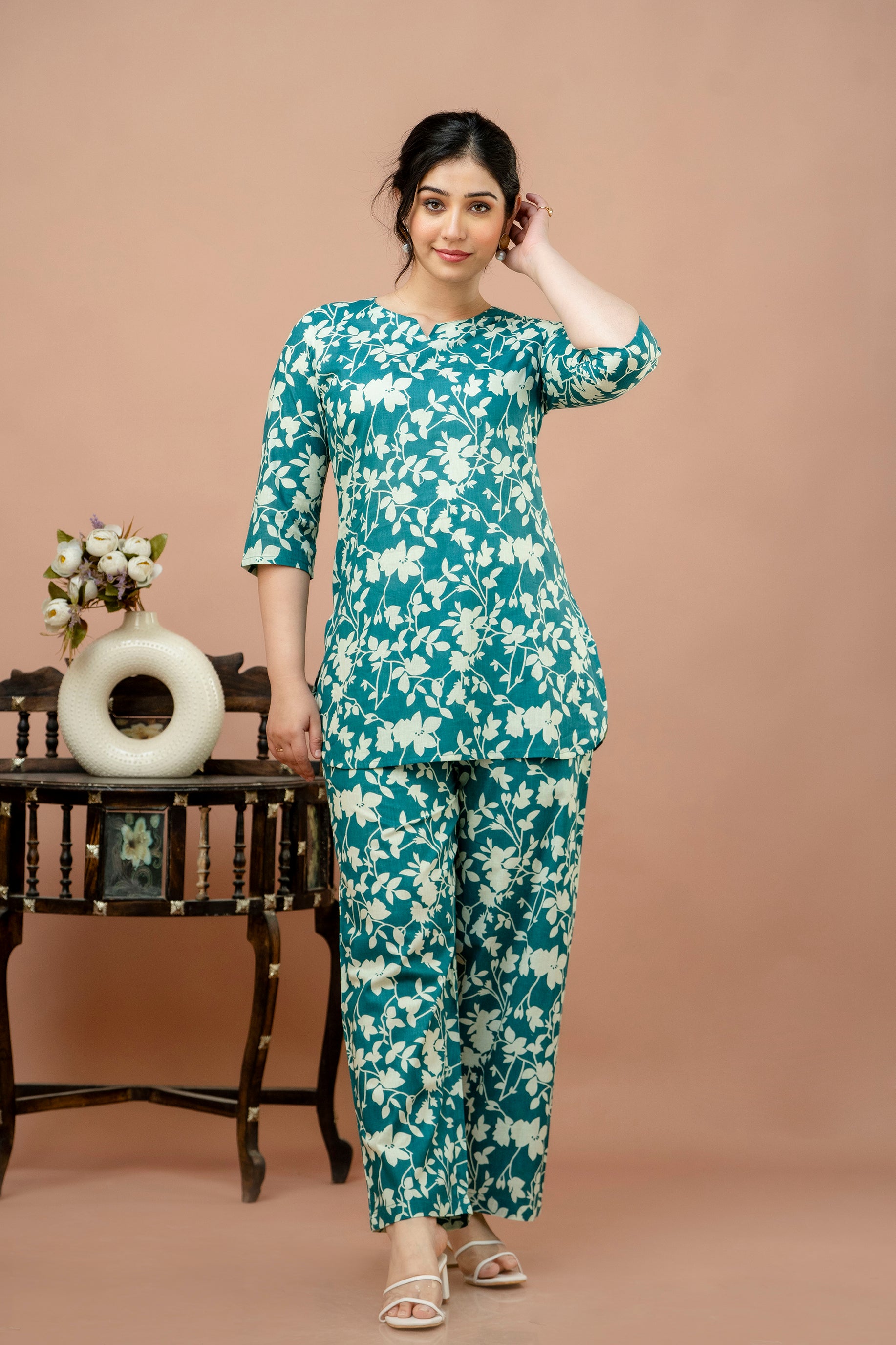 Women Rama Green Floral Printed Co-Ord Set
