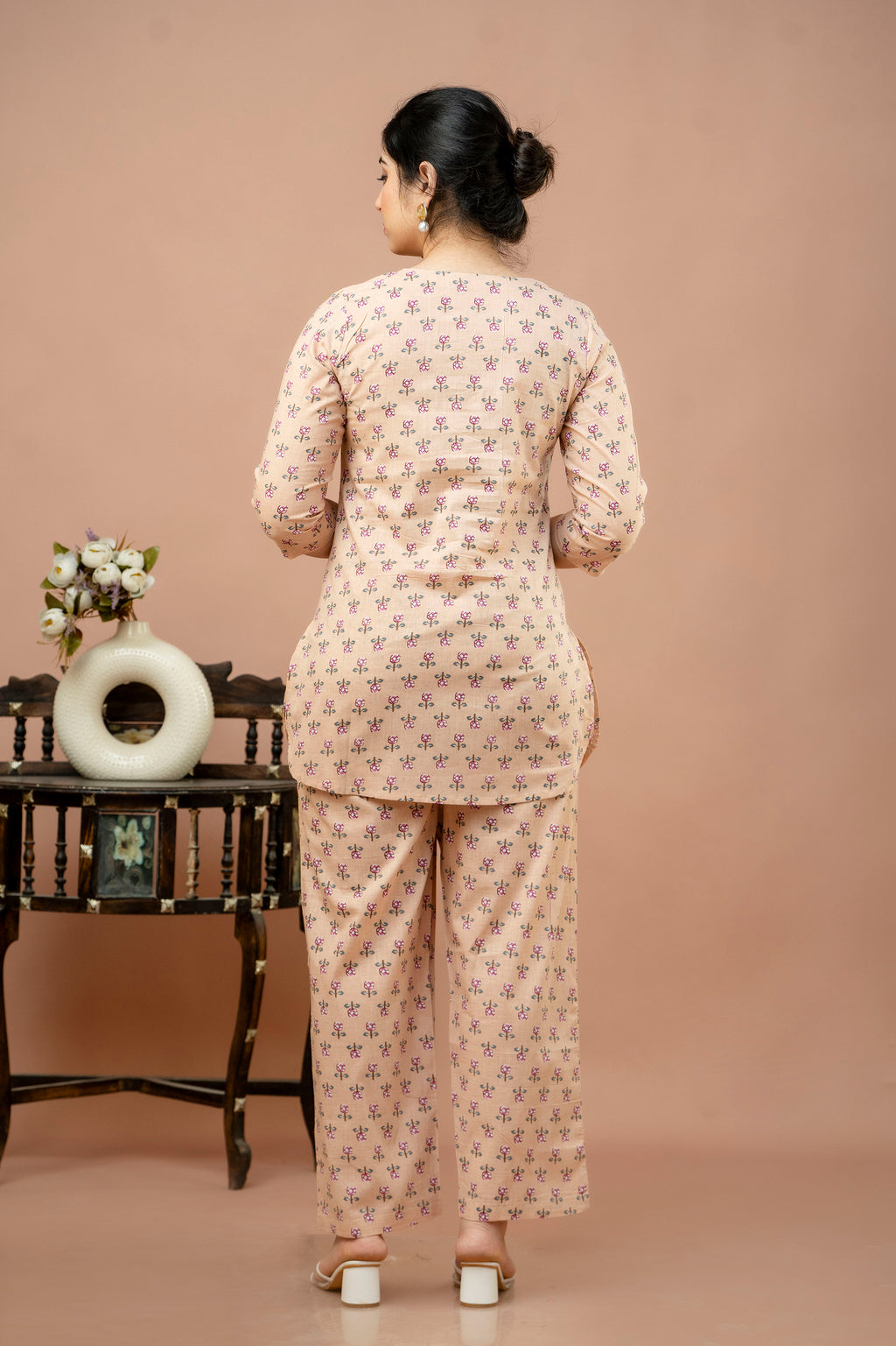 Women Cream Floral Printed Co-Ord Set