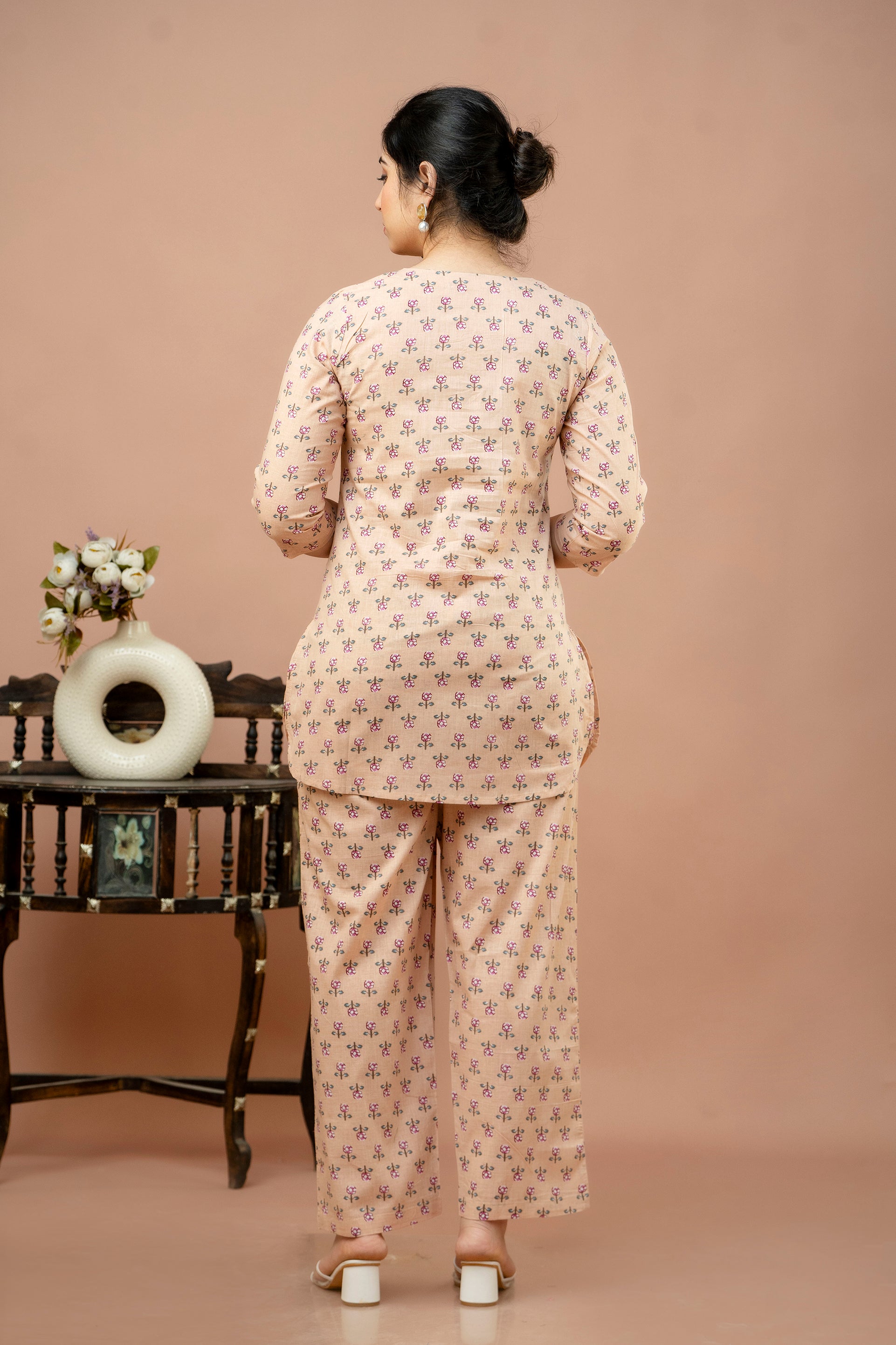 Women Cream Floral Printed Co-Ord Set