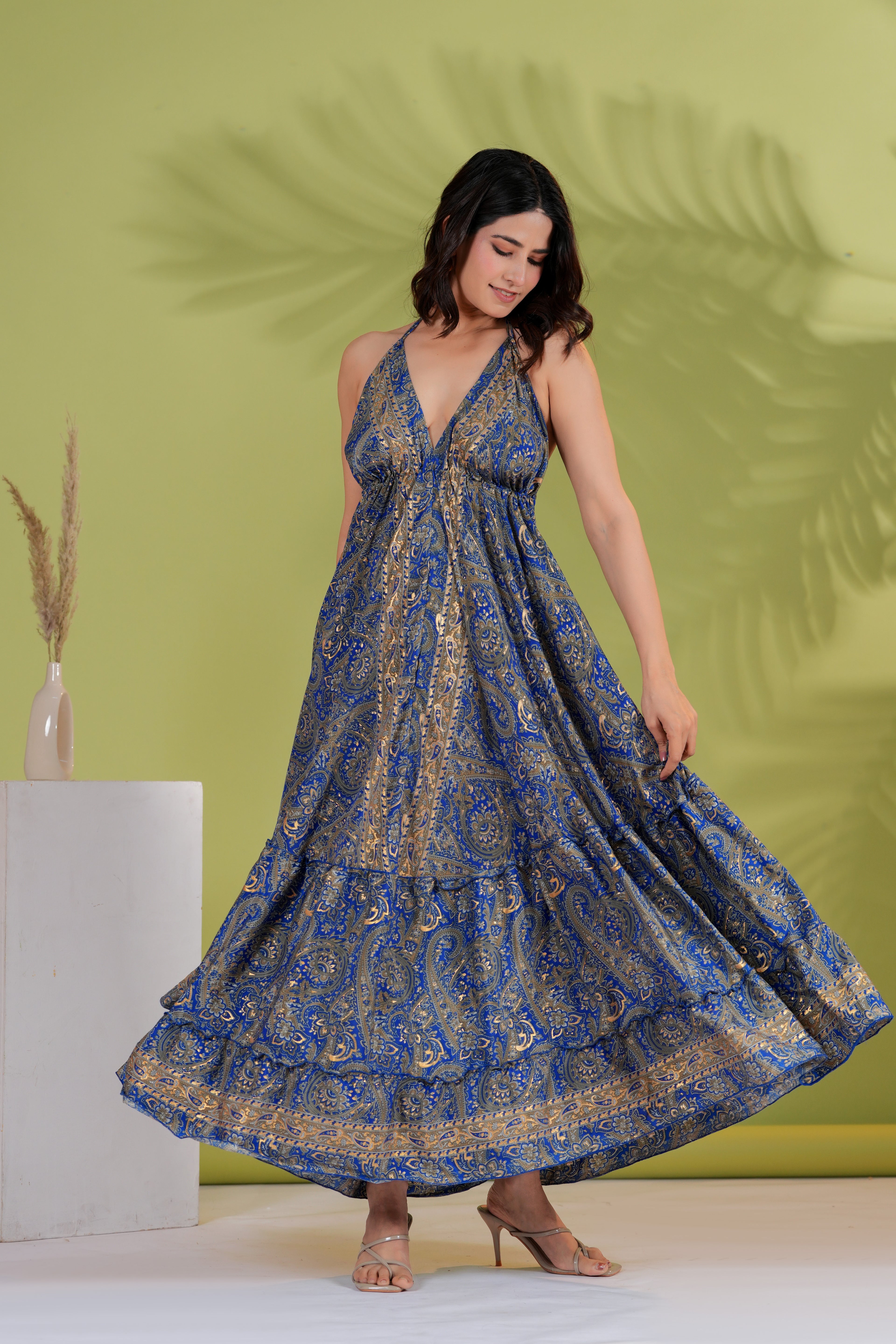 paisley print halter maxi dress Amazon.com: GLIGET Fall Dresses for Women Paisley Print Ruffle Hem Halter Neck Backless Long Dress (Color : Green, Size : Medium) : Clothing, Shoes & Jewelry