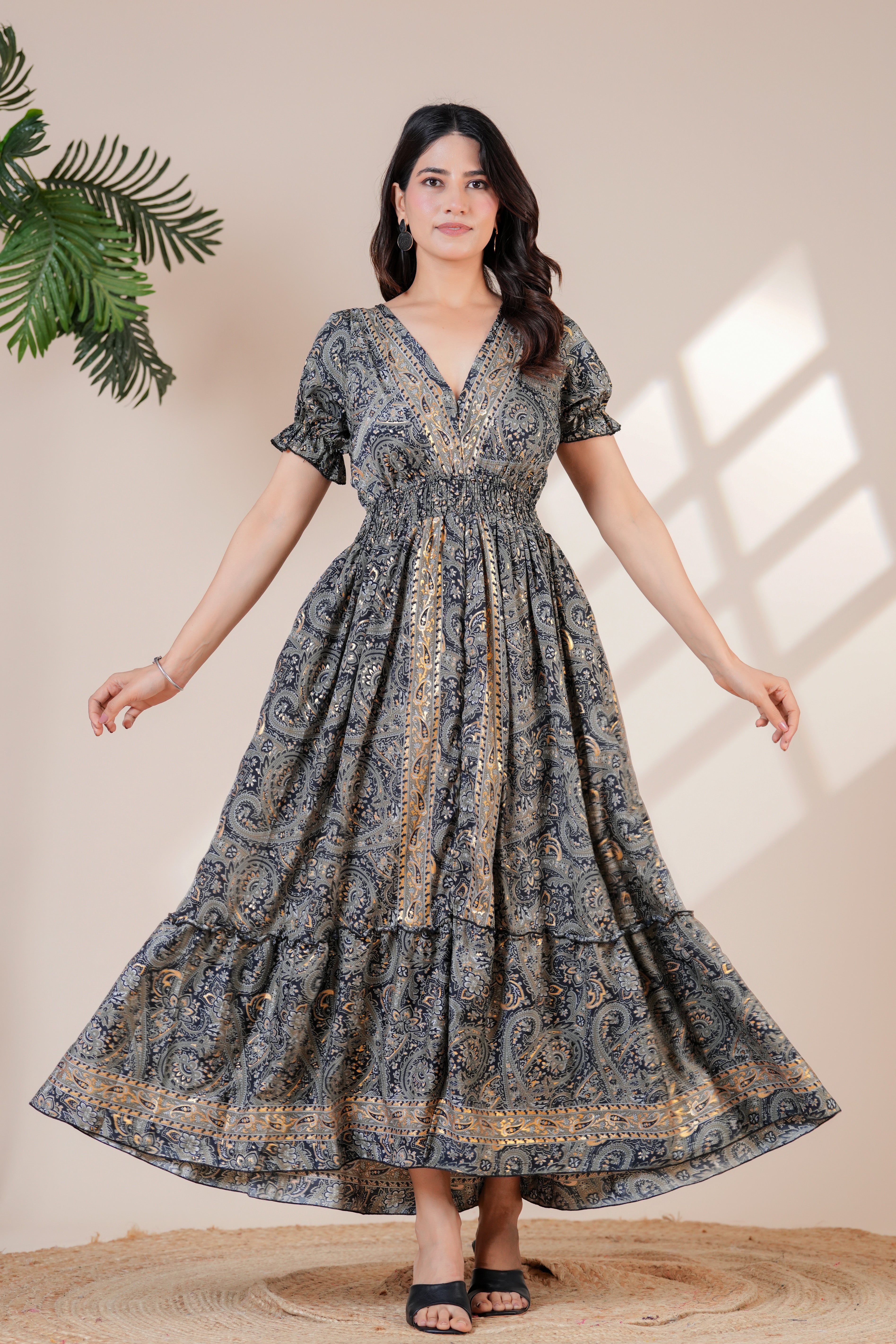 Raysha Elegant Paisley Printed Maxi Dress