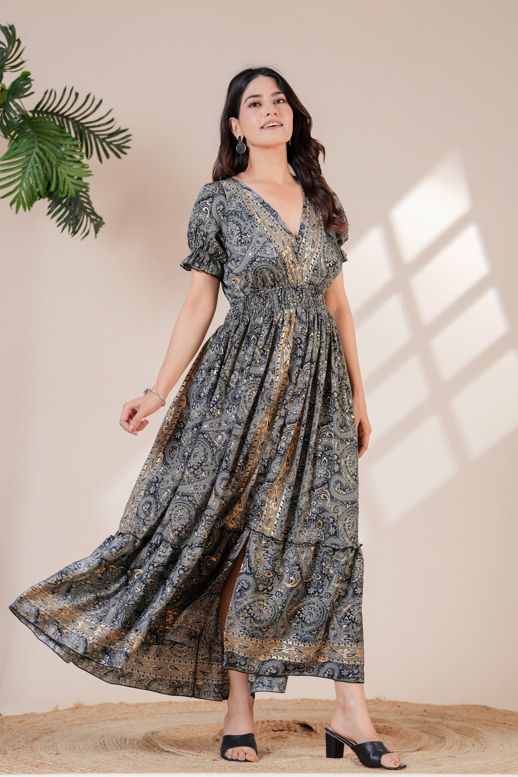 Raysha Elegant Paisley Printed Maxi Dress
