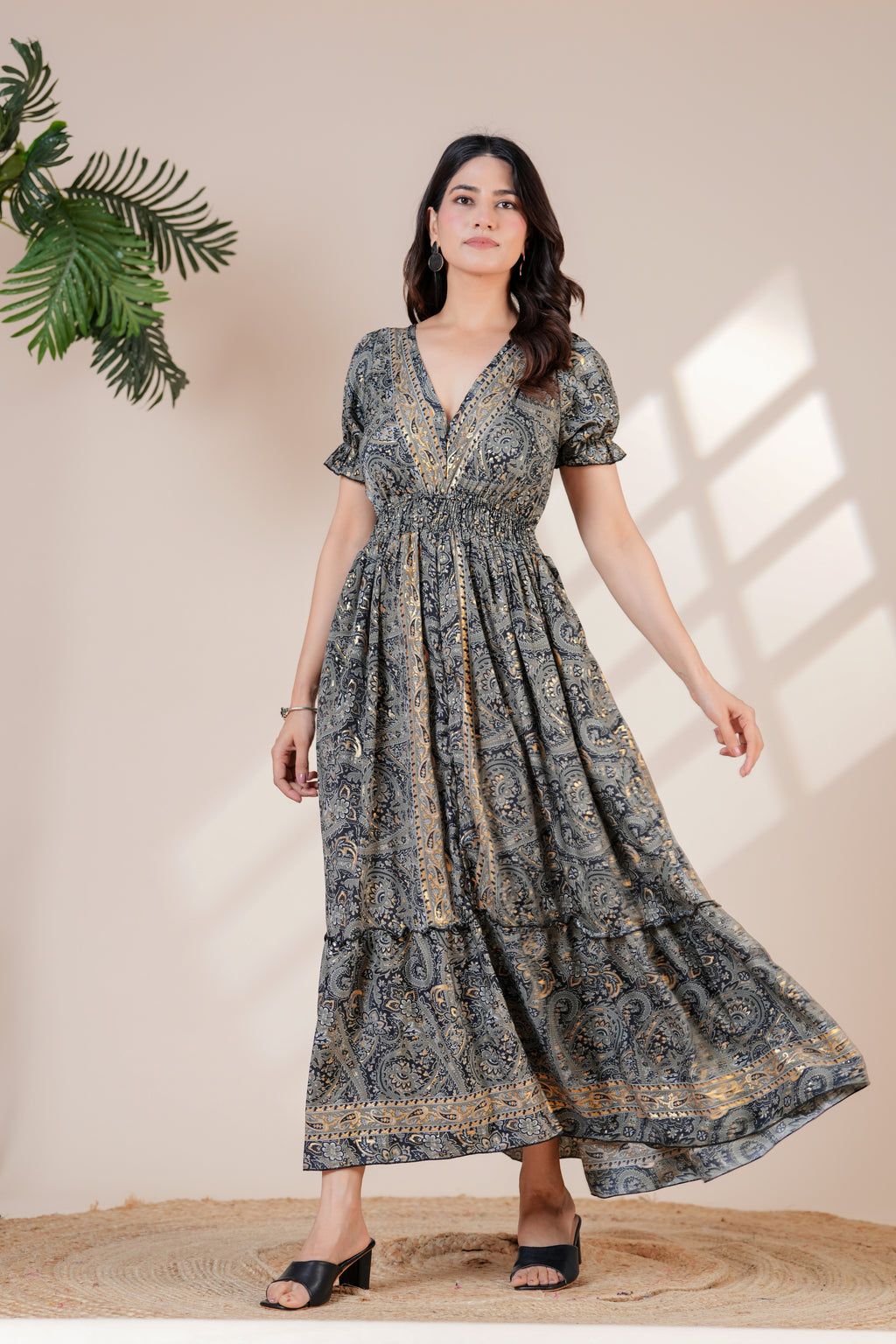 Raysha Elegant Paisley Printed Maxi Dress