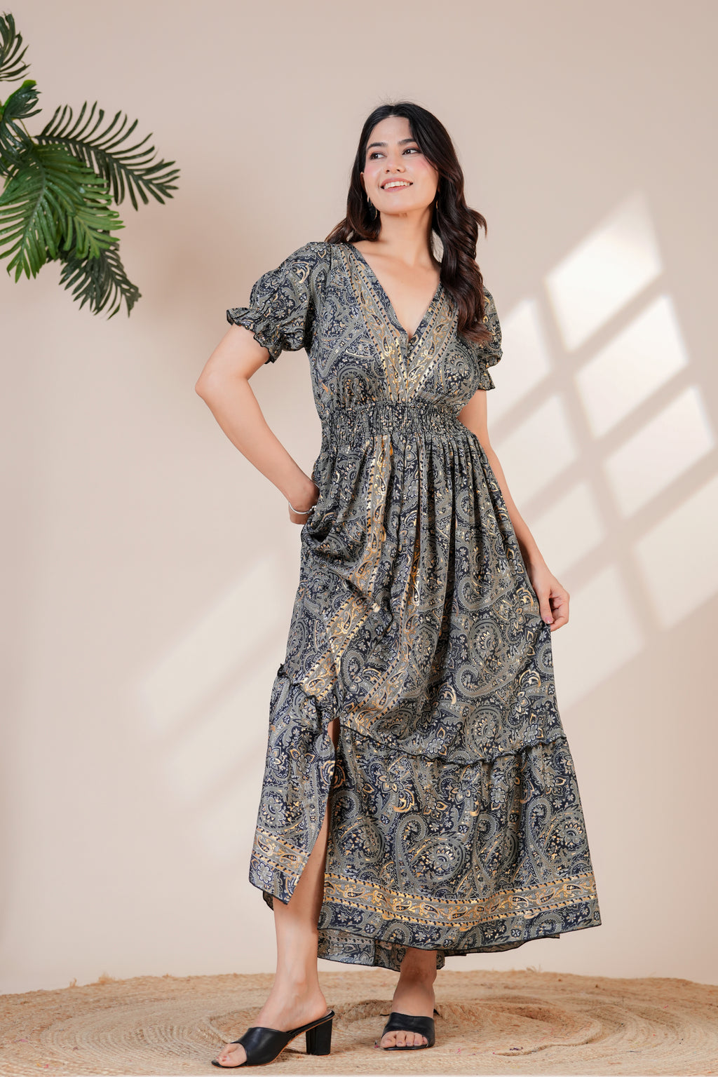 Raysha Elegant Paisley Printed Maxi Dress