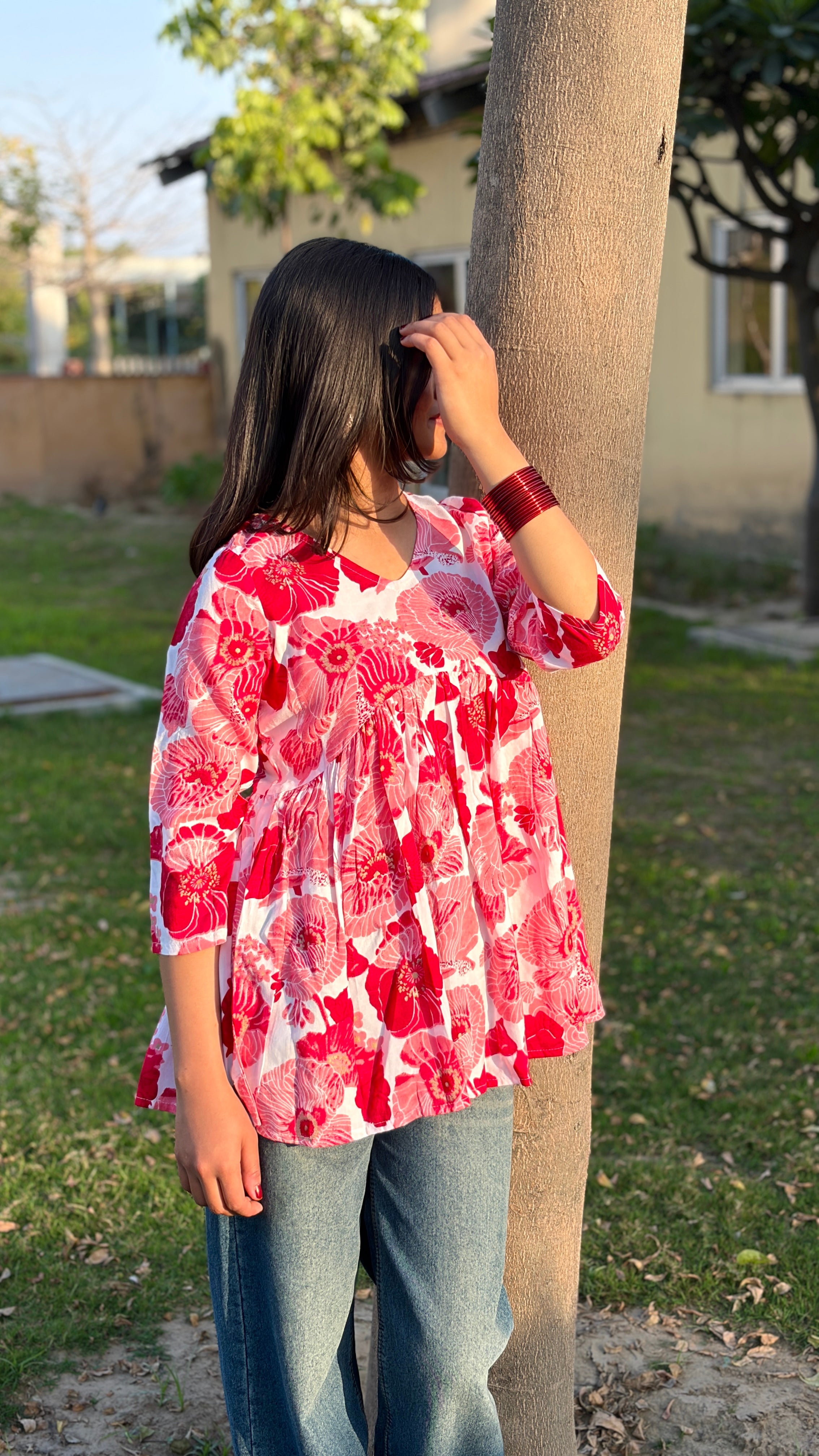 Bloom in Style – Pink Floral Gathered Top